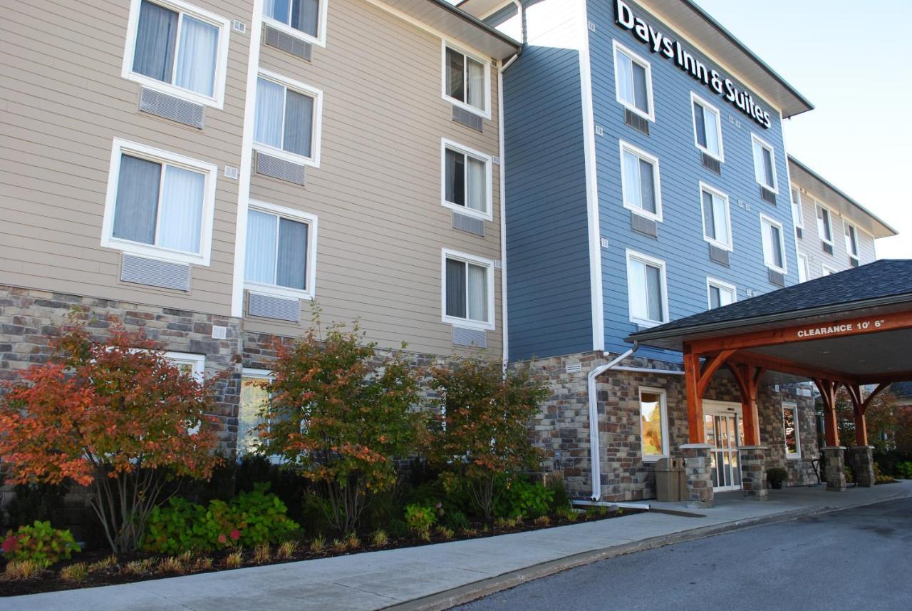 Days Inn & Suites By Wyndham Lindsay Εξωτερικό φωτογραφία