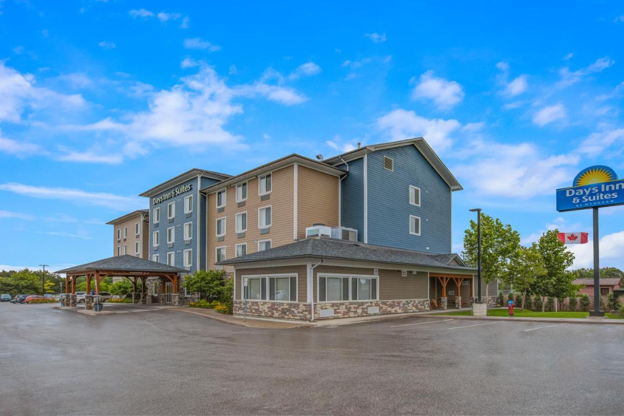 Days Inn & Suites By Wyndham Lindsay Εξωτερικό φωτογραφία