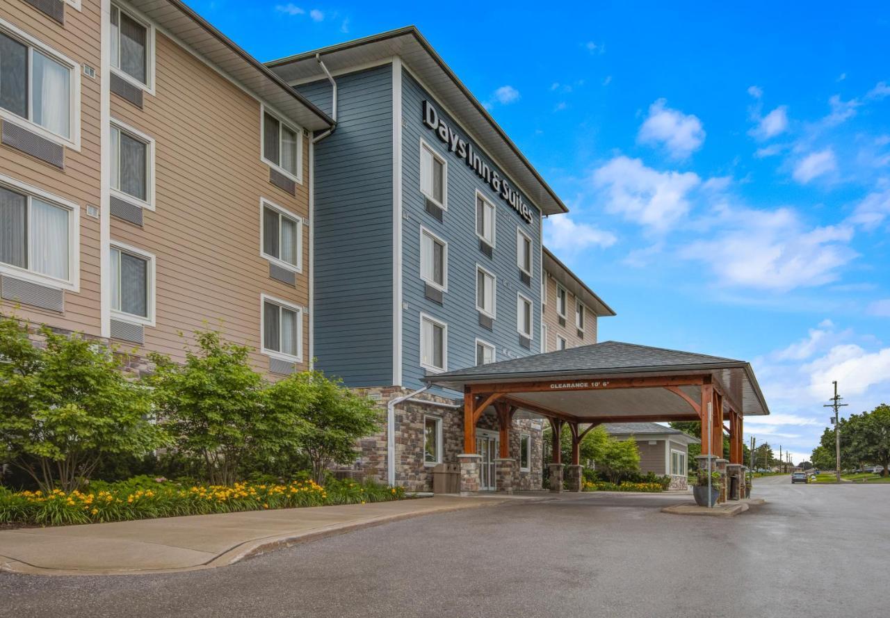 Days Inn & Suites By Wyndham Lindsay Εξωτερικό φωτογραφία