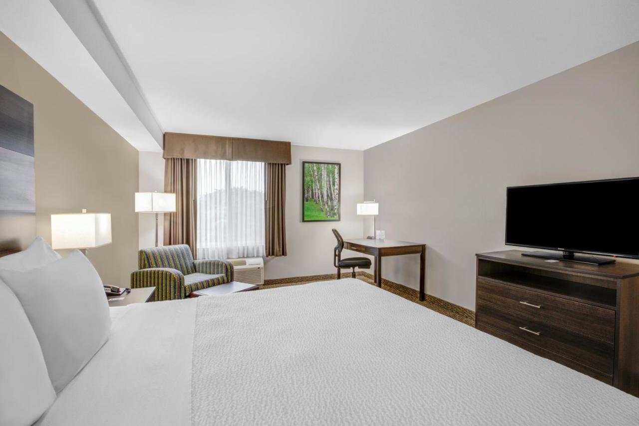 Days Inn & Suites By Wyndham Lindsay Εξωτερικό φωτογραφία